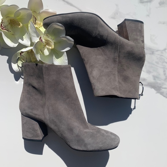 Vince Camuto | Kalanya Booties - Picture 6 of 8